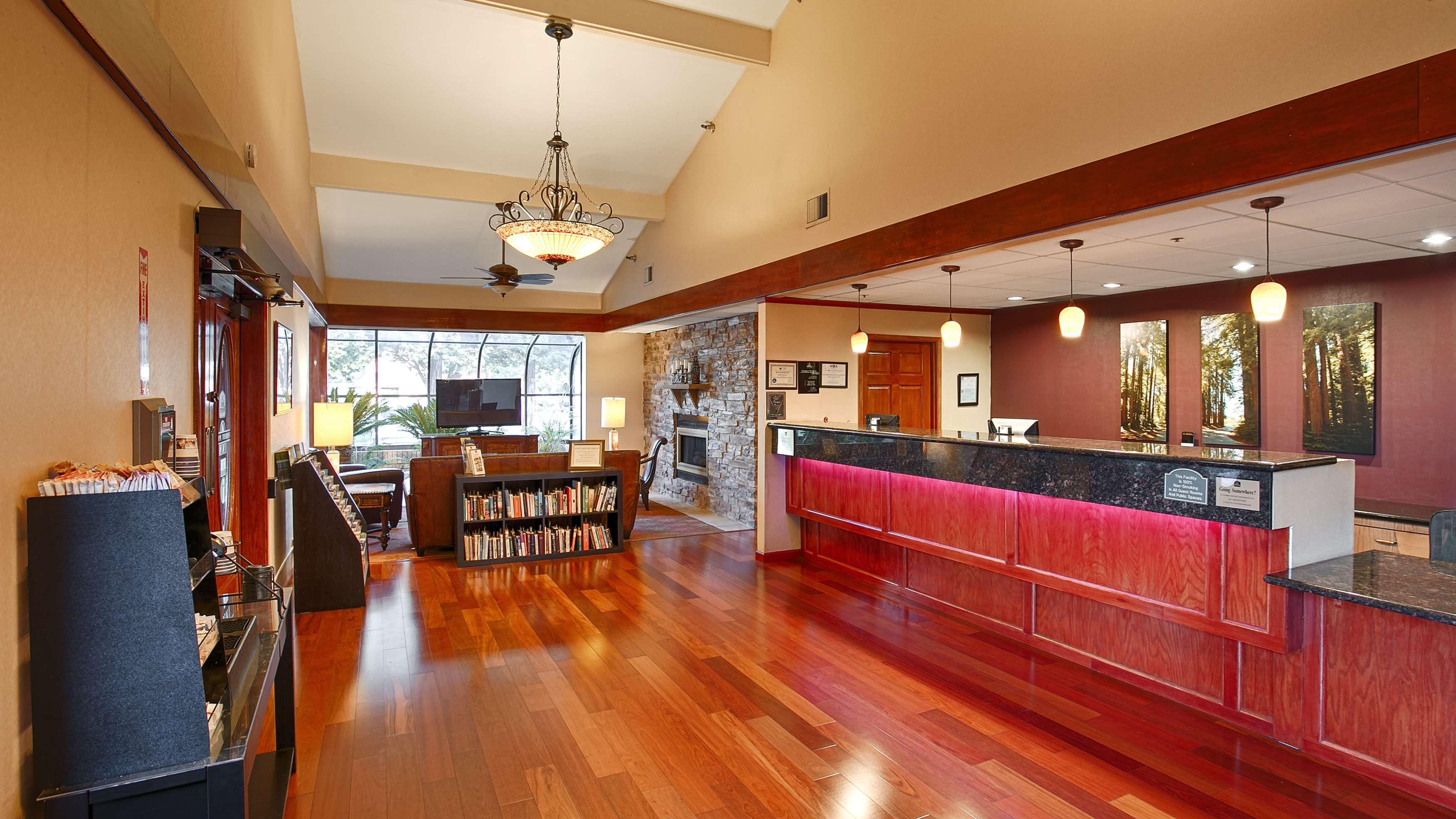 Best Western Plus Forest Park Inn Гилрой Екстериор снимка