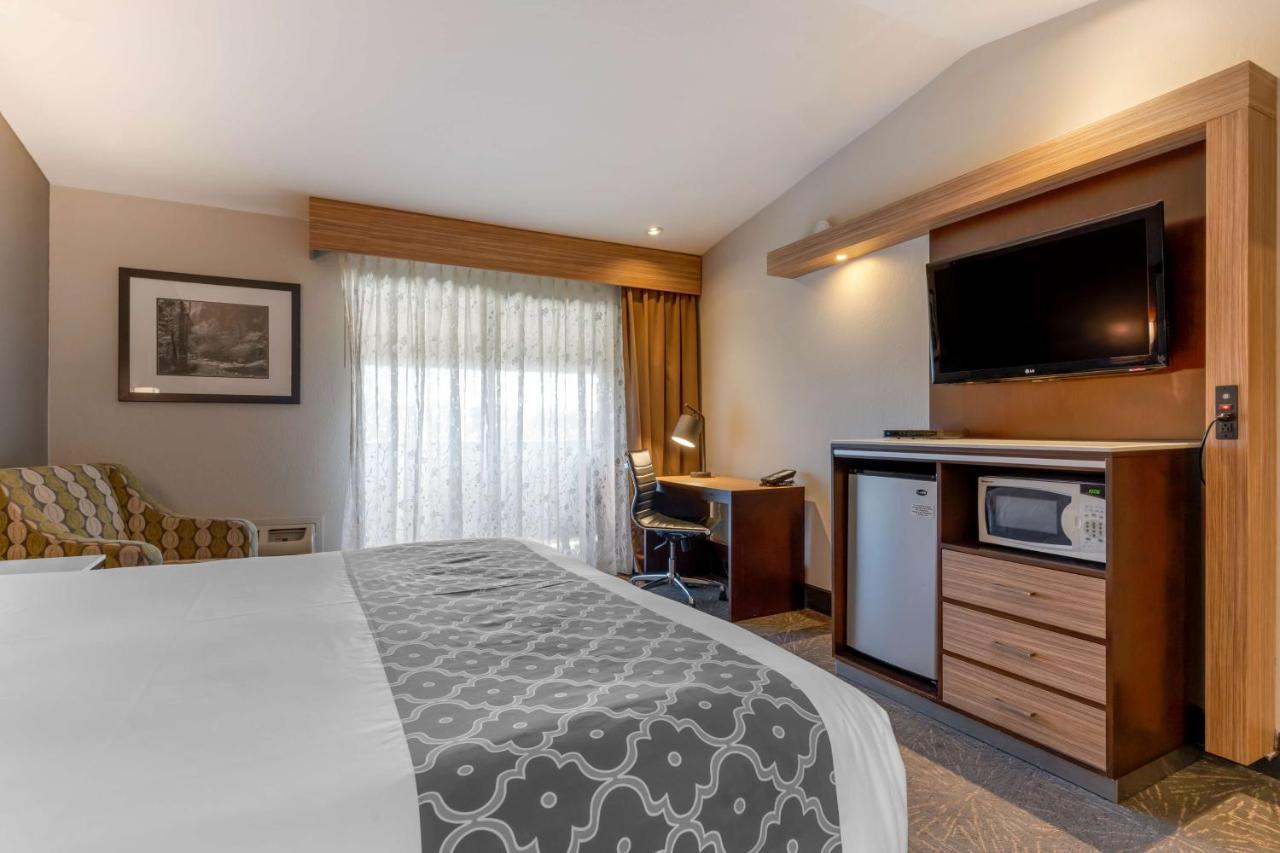 Best Western Plus Forest Park Inn Гилрой Екстериор снимка