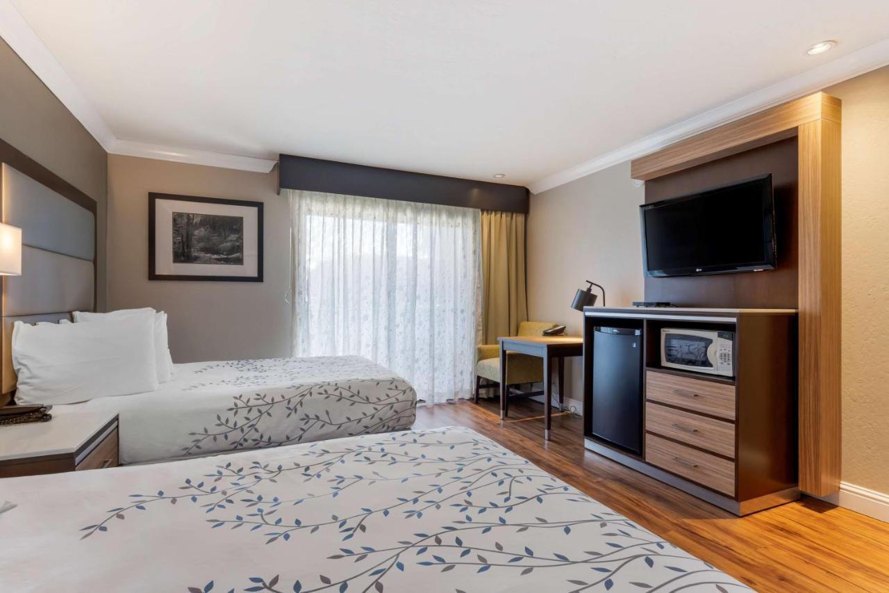 Best Western Plus Forest Park Inn Гилрой Екстериор снимка