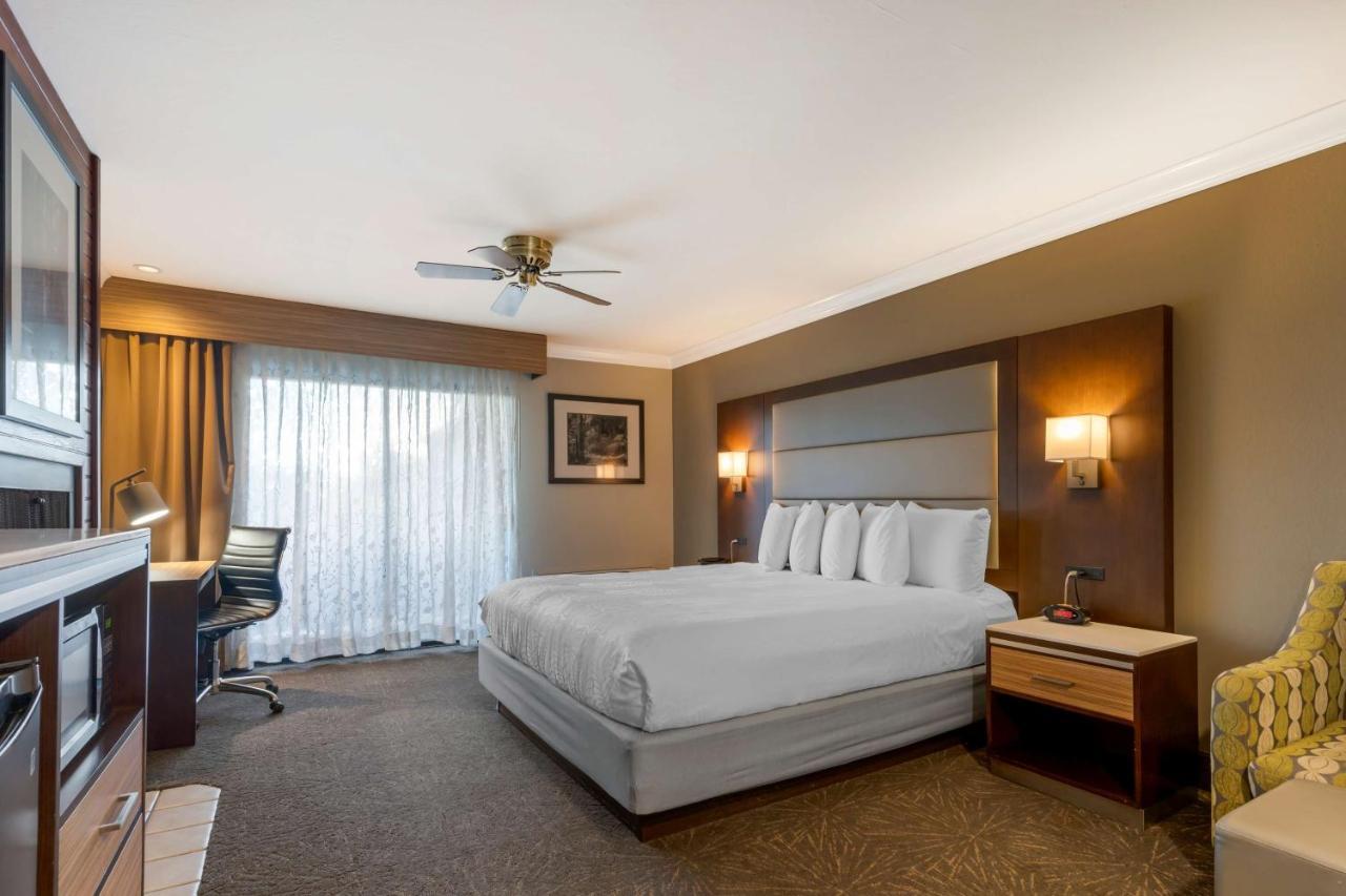 Best Western Plus Forest Park Inn Гилрой Екстериор снимка