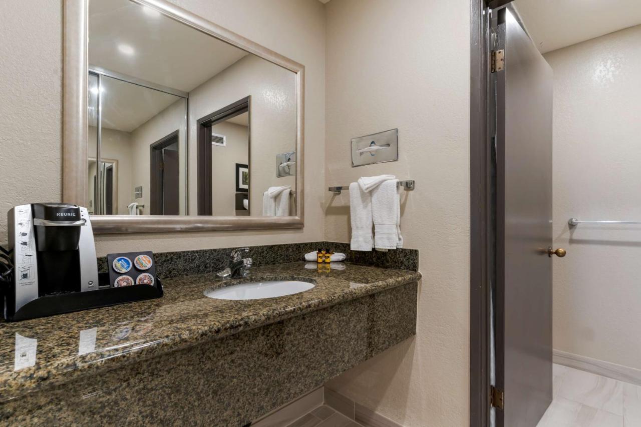 Best Western Plus Forest Park Inn Гилрой Екстериор снимка