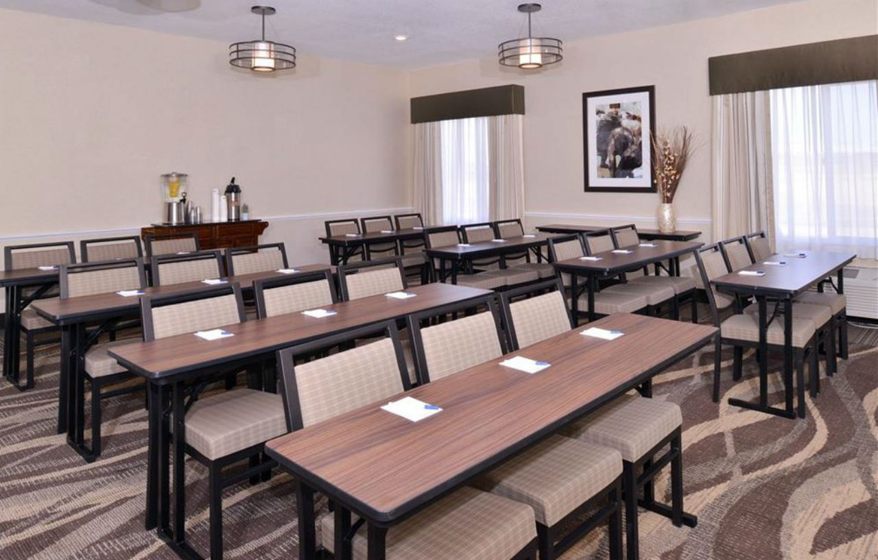 Best Western Plus Forest Park Inn Гилрой Екстериор снимка